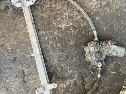 Ford Escord sağ cam Krikosu
