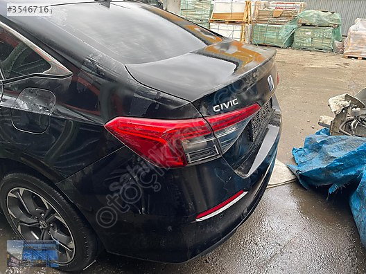 HONDA CİVİC FE1 SOL ARKA ÇAMURLUK KESME 2022-2025
