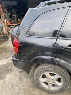 TOYOTA RAW 4 SAĞ ARKA ÇAMURLUK GÜÇMANLAR