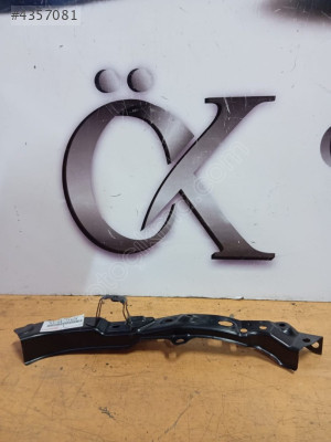 2016-2018 TOYOTA COROLLA ÇIKMA ORİJİNAL FAR YUVA SACI