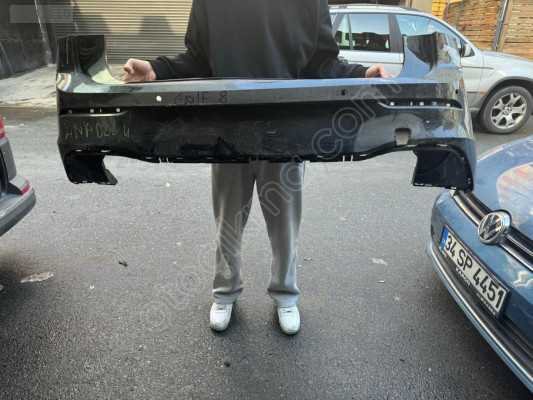 VW GOLF 8 ARKA TAMPON