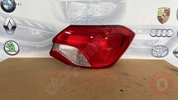 Orjinal Çıkma Ford Focus 4 Sedan Sağ Stop - Hatasız