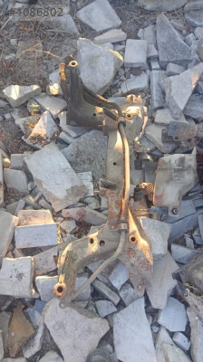 Kia sephia motor traversi