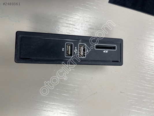 Mercedes C180 W205 USB Girişi 2014-2021 A205 820 02 26