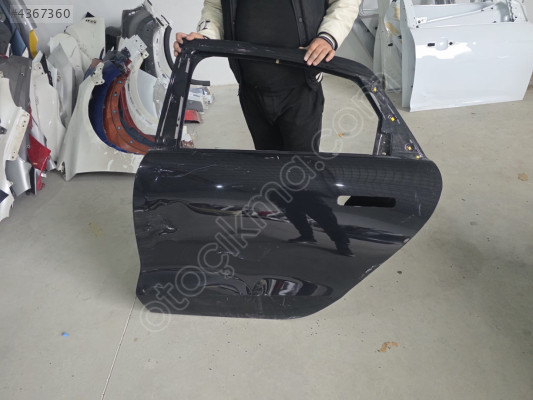 HYUNDAİ İONİQ 6 SİYAH SOL ARKA KAPI ORJINAL