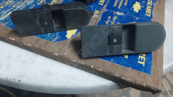Çıkma Opel Astra H Cam Düğmeleri