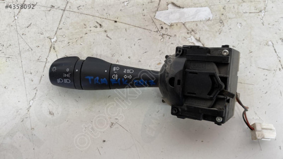 renault trafic 3 2017 çıkma orjinal sinyal kolu (son fiyat)