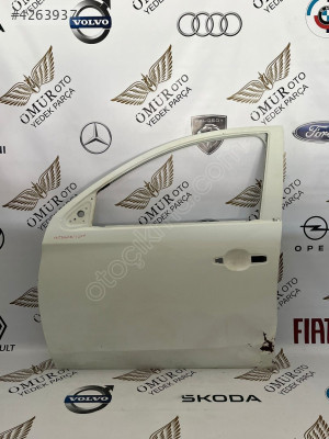 MİTSUBİSHİ L200 SOL ÖN KAPI ORİJİNAL ÇIKMA - 5700A175