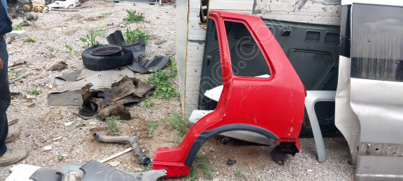 Fiat Uno Sol Arka Çamurluk