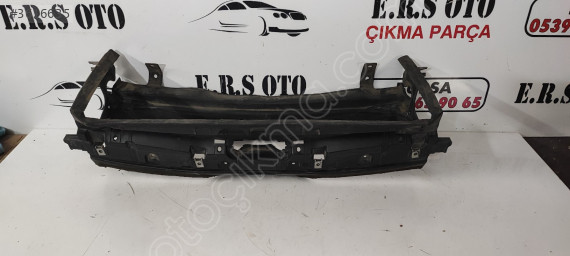 BMW F30 ÜST MASKE 15677210