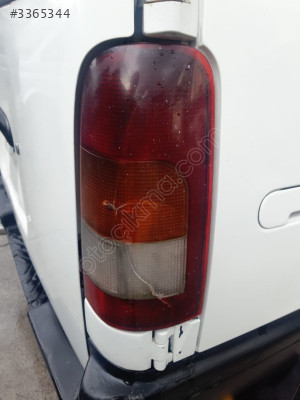 nissan vanette 2000 sağ stop (son fiyat)