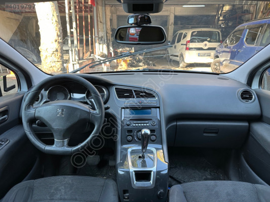 Peugeot 5008 gösterge saati