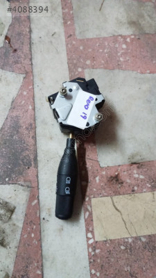 Renault 19 far kolu