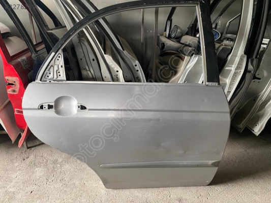 KİA CERATO SAĞ ARKA KAPI 2005-2011 MODEL ORJİNAL ÇIKMA