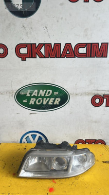 Audi A4 Modeline Uygun Sol Ön Far Çıkma Parça