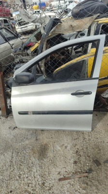 renault clio 3 hb çıkma sol ön kapı hatasız dolu