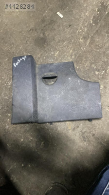 Citroen Benlingo direksiyon alt plastiği