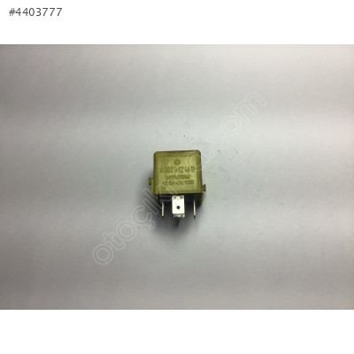 Mercedes Çok Amaçlı Sarı Röle A0025421419 V23134-A52-X335