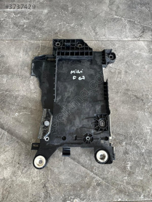 MİNİ COOPER F67 AKÜ AYAGI ORJINAL HATASIZ ÇIKMA