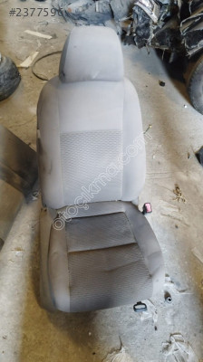 1k4881106 A3 2008 2010 ön sağ koltuk
