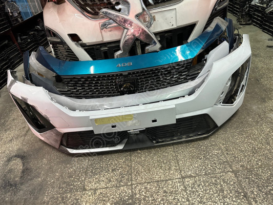 Peugeot 2008 ön tampon yeni model