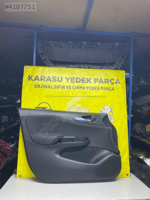 Opel Corsa E Sol Ön Kapı Döşemesi  13403444
