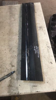 2021-2024 MERCEDES GLB SAĞ ÖN KAPI BANDI