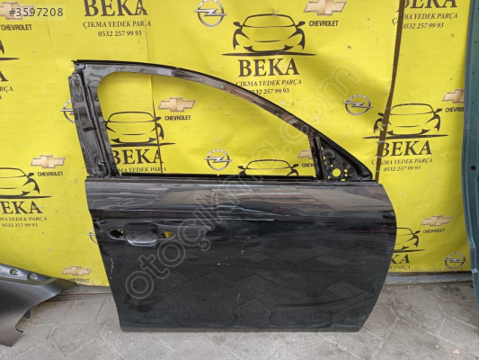 OPEL CORSA F SAĞ ÖN KAPI SİYAH ÇIKMA ORJİNAL YEDEK PARÇA