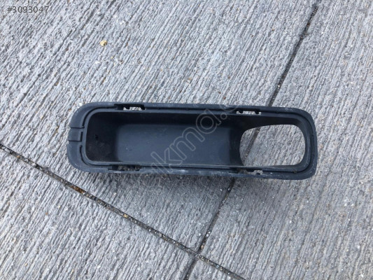 LAND ROVER DEFENDER L663 SOL SİS BRAKETİ L8B2-İ5A298-B