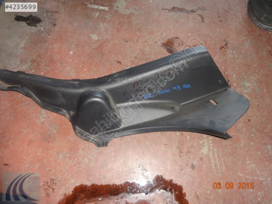 MAZDA 3 2010 ÇIKMA SOL ARKA ALT DİREK PLASTİĞİ