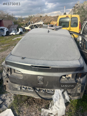 Laguna iki bagaj kapağı