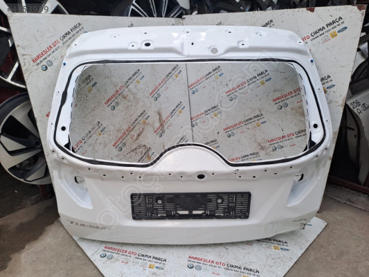 Hyundai Tucson arka bagaj kapağı (2021 2025) az hasarlı