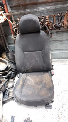 OPEL INSİGNİA SAĞ ÖN KOLTUK.OTO ERKAN ÜNYE