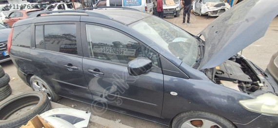 MAZDA 5 SAĞ ÖN KAPI