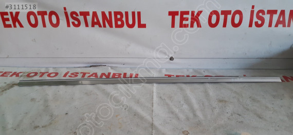 Mercedes B 246 KAPI ÇITASI SAĞ ÖN A2467250282