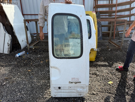 RENAULT KANGOO BAGAJ KAPAĞI SAĞ TARAF 98-08 MODEL