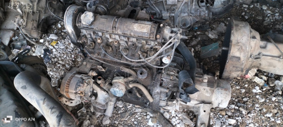 Renault 21 menager silindir kapağı