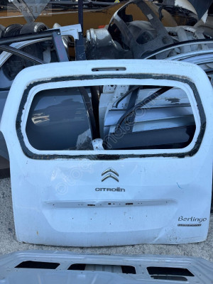 Citroen Berlingo Arka bagaj kapağı