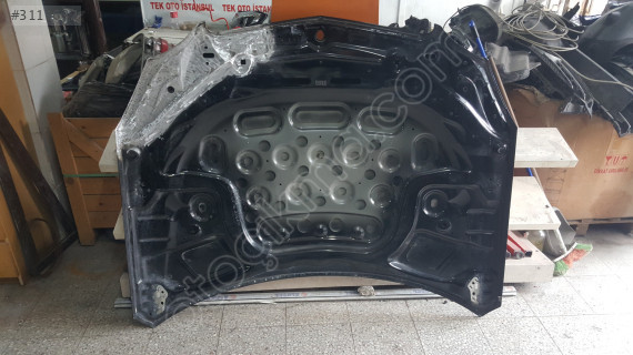 Mercedes E 212 KAPUT MAKYAJSIZ