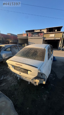 Ford focus 1 bagaj kapağı