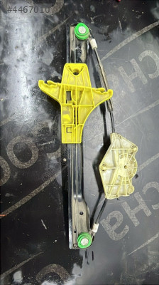 JETTA SAĞ ÖN CAM KRİKOSU