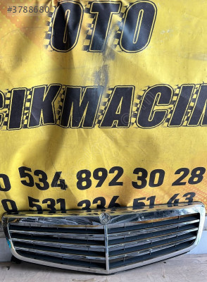 Mercedes C Serisi W204 Panjur Parçası - A2048801283