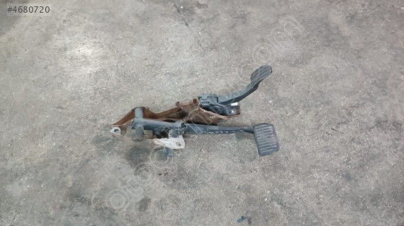 2012-2015 VOLVO S60 GAZ PEDALI