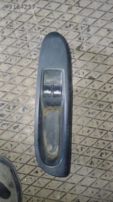 Renault Clio 2 sol kapı 2li cam düğme çerçevesi ve cam düğmeleri