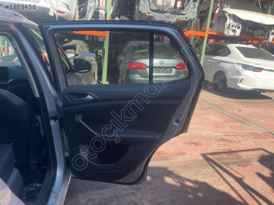 VOLKSWAGEN T-CROSS SAĞ ARKA KAPI DOLU