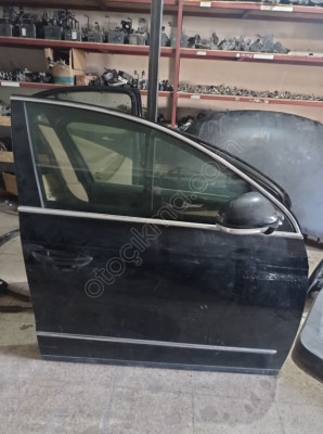 2006-10 PASSAT B6 2.0 FSI ORJ. ÇIKMA SAĞ ÖN DOLU KAPI SİYAH