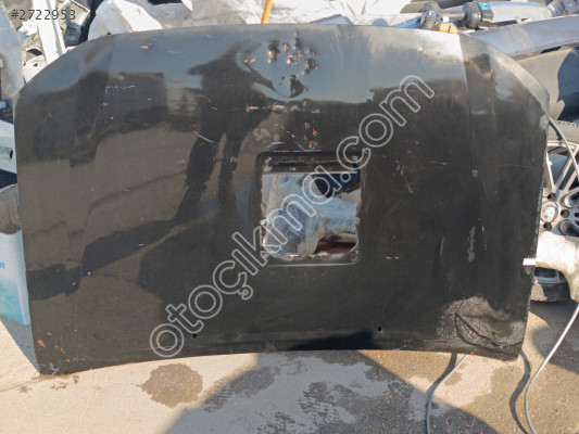 Toyota Hilux motor kaputu havalandırmalı tip orjinal cıkma
