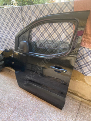 2024 fiyat Doblo sol ön kapı hatasız siyah