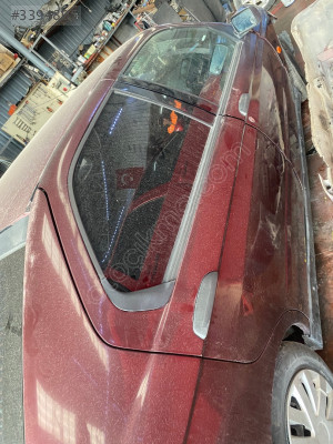 1996 MODEL ALFA ROMEO 146 SAĞ ARKA KAPI