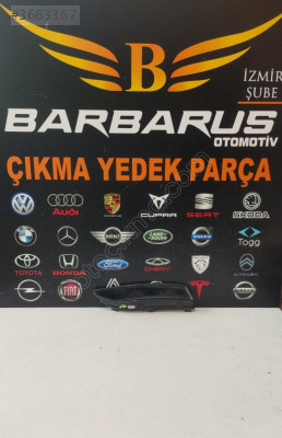 AUDİ Q3 ARKA TAMPON SAĞ IZGARA 83A807834